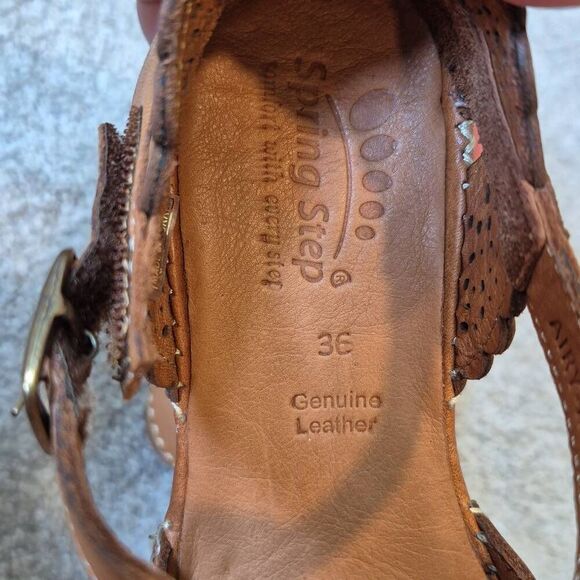 Spring Step Women's Size 6 Leather Ankle Strap Wedges Sandals - Picture 5 of 8